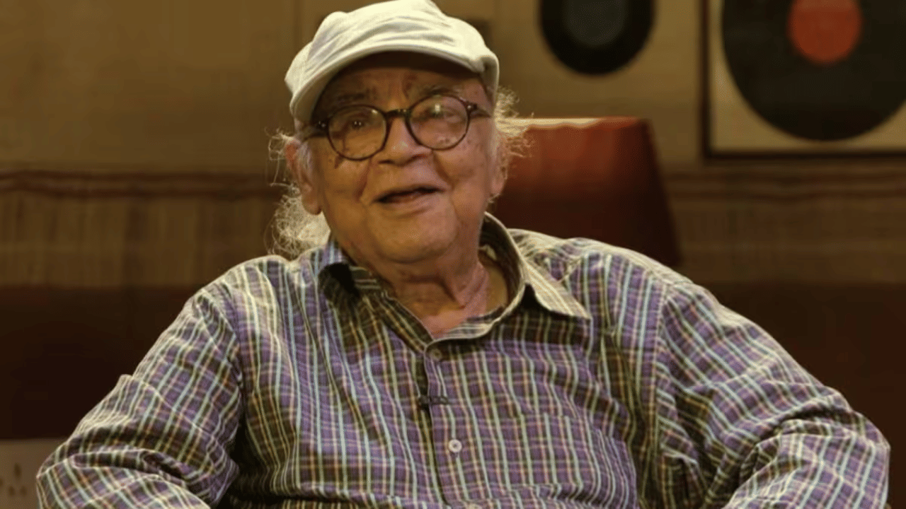 মস্তিষ্ক সাড়া দিচ্ছে না, আরও সঙ্কটজনক অবস্থা মনোজ মিত্রের মস্তিষ্ক সাড়া দিচ্ছে না, আরও সঙ্কটজনক অবস্থা মনোজ মিত্রের