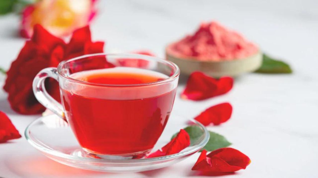 Rose Tea: মন ভাল থাকে, বলিরেখা কমে! বিশেষ চায়ে লুকিয়ে হাজার সমস্যার সমাধান