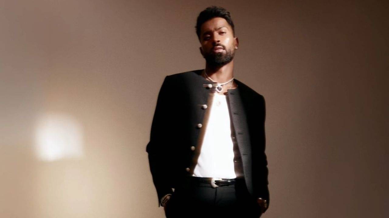 Hardik Pandya: ভিডিয়ো: হার্দিক পান্ডিয়াকে ঘিরে ধরলেন এক ঝাঁক তরুণী, তারপর...