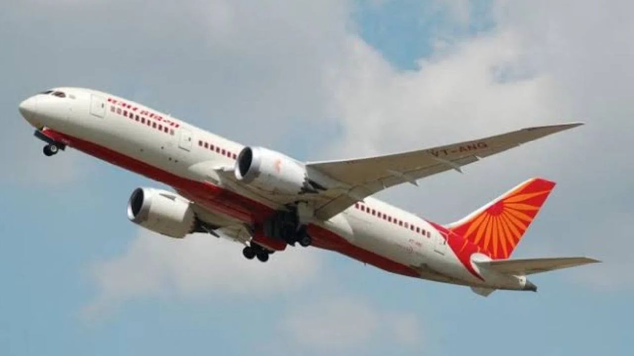 Domestic Airlines: দেশীয় সংস্থার উড়ানে ভরসা ফিরছে যাত্রীদের, ভেঙে গেল অতীতের রেকর্ড