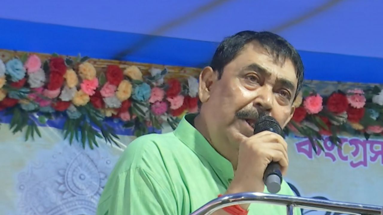 Anubrata Mondal: কালীঘাটে ডাক পেলেন অনুব্রত মণ্ডল, জেল থেকে বেরনোর পর প্রথমবার মমতার মুখোমুখি Anubrata Mondal: কালীঘাটে ডাক পেলেন অনুব্রত মণ্ডল, জেল থেকে বেরনোর পর প্রথমবার মমতার মুখোমুখি