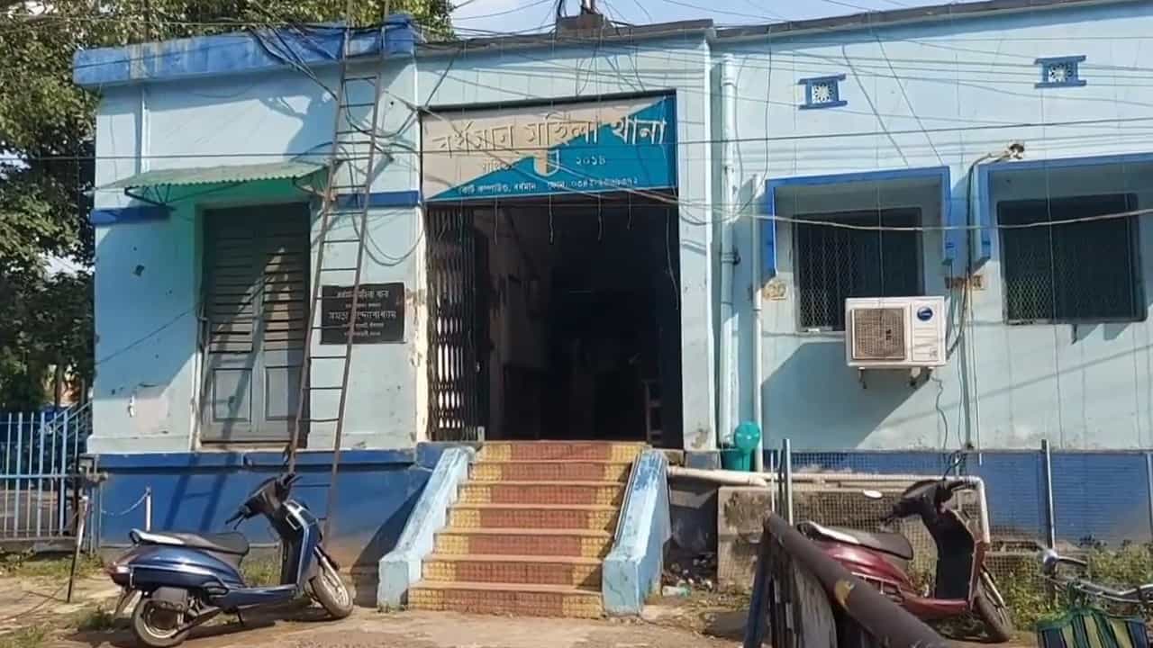 Burdwan: কল্যাণীর পর এবার বর্ধমান! বন্ধু-সমেত তরুণীকে তুলে নিয়ে গিয়ে গণধর্ষণের অভিযোগ, গ্রেফতার ৫ Burdwan: কল্যাণীর পর এবার বর্ধমান! বন্ধু-সমেত তরুণীকে তুলে নিয়ে গিয়ে গণধর্ষণের অভিযোগ, গ্রেফতার ৫