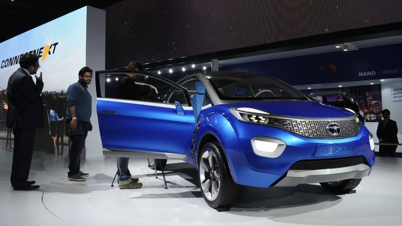 Vehicle exports from India: বিশ্ব চাইছে মেড-ইন-ইন্ডিয়া গাড়ি! এক বছরেই বদলে গেল অটোশিল্পর অভিমুখ