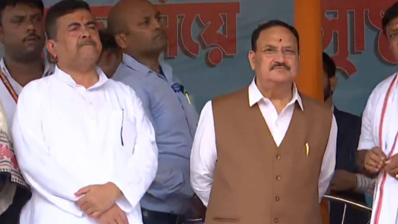 Santosh Mitra Square: দুর্গাপুজোয় কলকাতায় এলেন বাংলার জামাই, বললেন, ন্যায়ের জিত হবেই