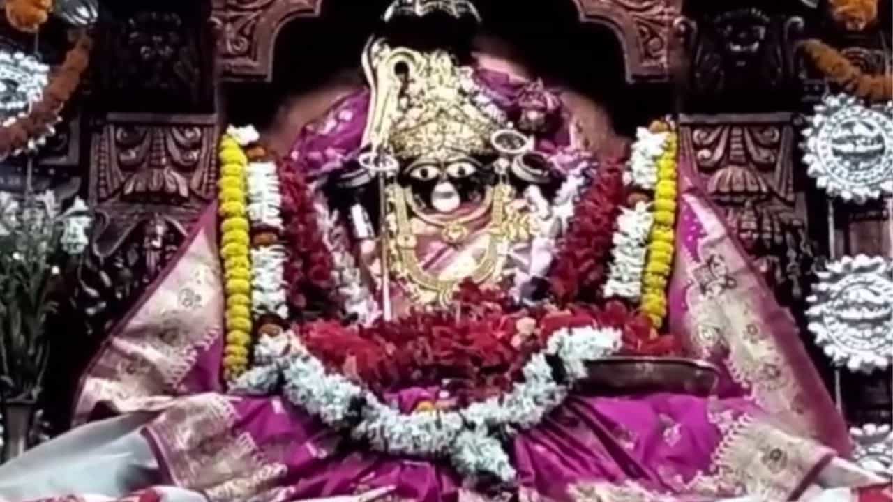 Durga Puja 2024: জানেন বর্গভীমা অনুমতি না দিলে তমলুকে দুর্গাপুজো করার 'ক্ষমতা' কারও নেই? Durga Puja 2024: জানেন বর্গভীমা অনুমতি না দিলে তমলুকে দুর্গাপুজো করার 'ক্ষমতা' কারও নেই?