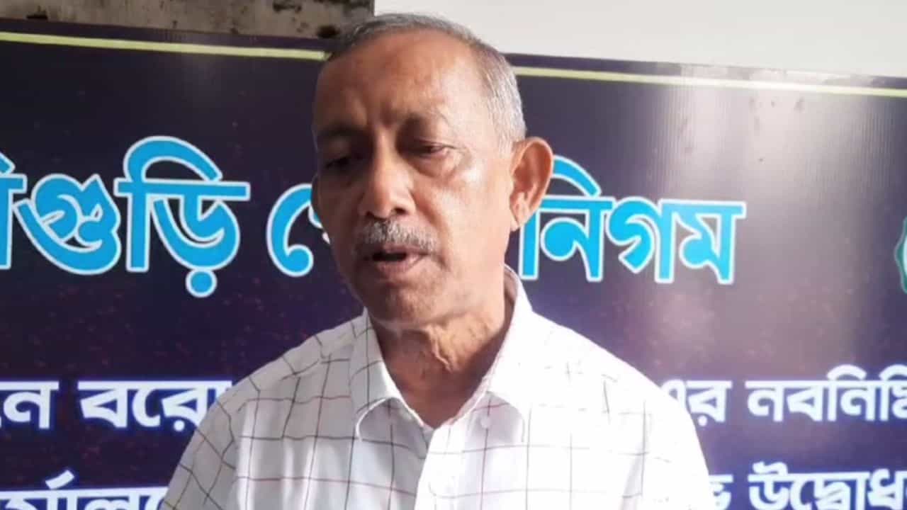 Siliguri: মমতাকে রিপোর্ট গৌতমের, কী লিখলেন? Siliguri: মমতাকে রিপোর্ট গৌতমের, কী লিখলেন?