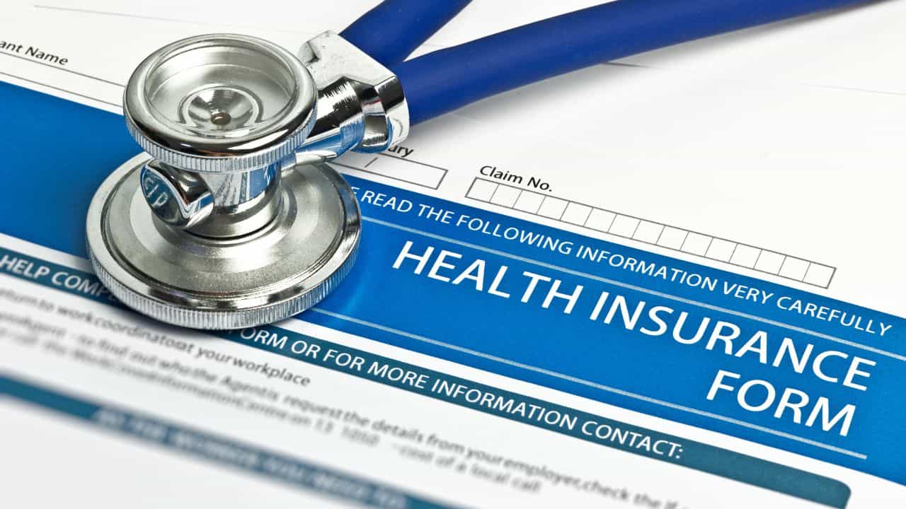GST on life insurance: জীবন ও স্বাস্থ্য বিমায় উঠে যাবে GST? বড় সিদ্ধান্ত মন্ত্রিগোষ্ঠীর GST on life insurance: জীবন ও স্বাস্থ্য বিমায় উঠে যাবে GST? বড় সিদ্ধান্ত মন্ত্রিগোষ্ঠীর