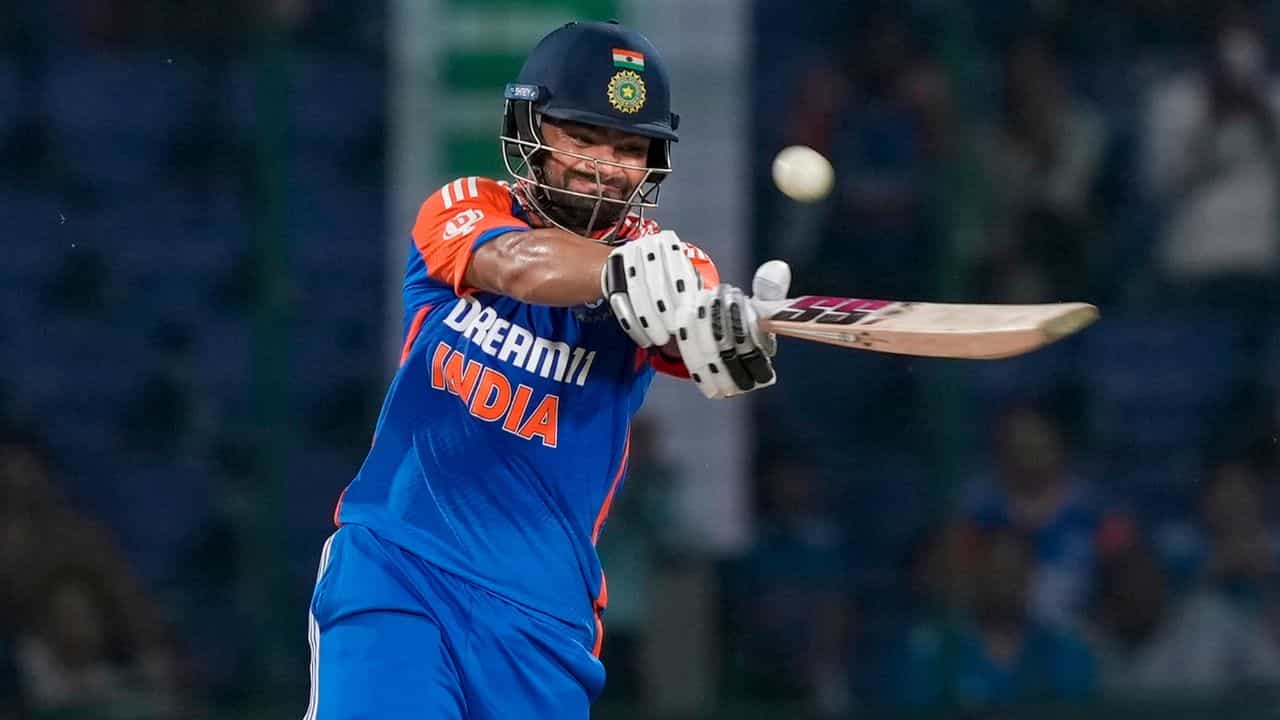 IND vs BAN: কোচ-ক্যাপ্টেনের কী বার্তা ছিল? রিঙ্কু সিং জানালেন নিজেই... IND vs BAN: কোচ-ক্যাপ্টেনের কী বার্তা ছিল? রিঙ্কু সিং জানালেন নিজেই...