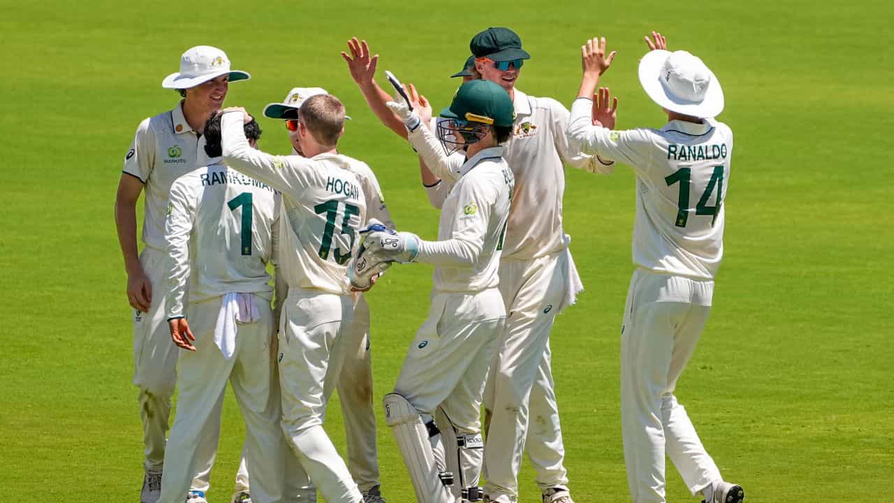 IND vs AUS: ভারতের ছোটরাও অস্ট্রেলিয়াকে টেস্টে হারাল, নায়ক নিখিল IND vs AUS: ভারতের ছোটরাও অস্ট্রেলিয়াকে টেস্টে হারাল, নায়ক নিখিল