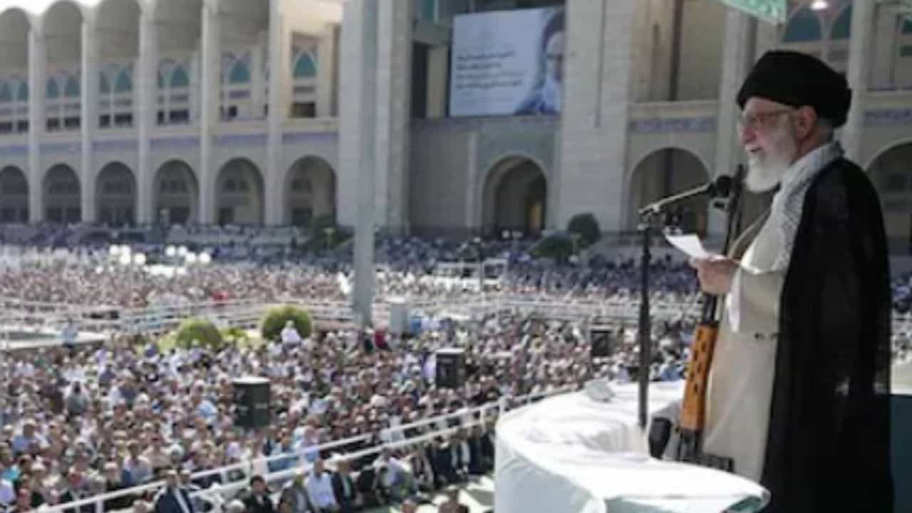 Iran Supreme Leader: 'ইজরায়েল আর বেশিদিন টিকবে না', খোলাখুলি হুমকি ইরানের সুপ্রিম নেতার Iran Supreme Leader: 'ইজরায়েল আর বেশিদিন টিকবে না', খোলাখুলি হুমকি ইরানের সুপ্রিম নেতার