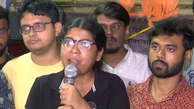 Junior Doctors Protest: এক-এক জন সাথী অসুস্থ হলে আন্দোলনের রেশ দ্বিগুণ হবে..., আরও ঝাঁঝ বাড়িয়ে অনশনে বসলেন এবার রুমেলিকা ও স্পন্দন