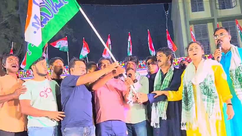 TMC Joining: ২৬ পর্যন্ত চলবে..., সায়নীর হাত ধরে শয়ে শয়ে যোগদান তৃণমূলে