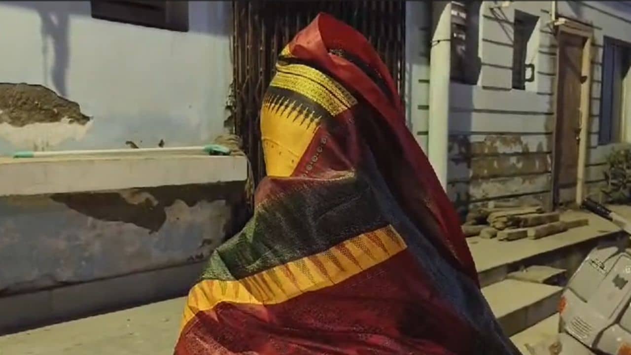 Farakka: খুন নয়, ফরাক্কায় এবার POCSO আইনে ধর্ষণের অভিযোগ, বস্তার মধ্যে উদ্ধার হয় নাবালিকার দেহ
