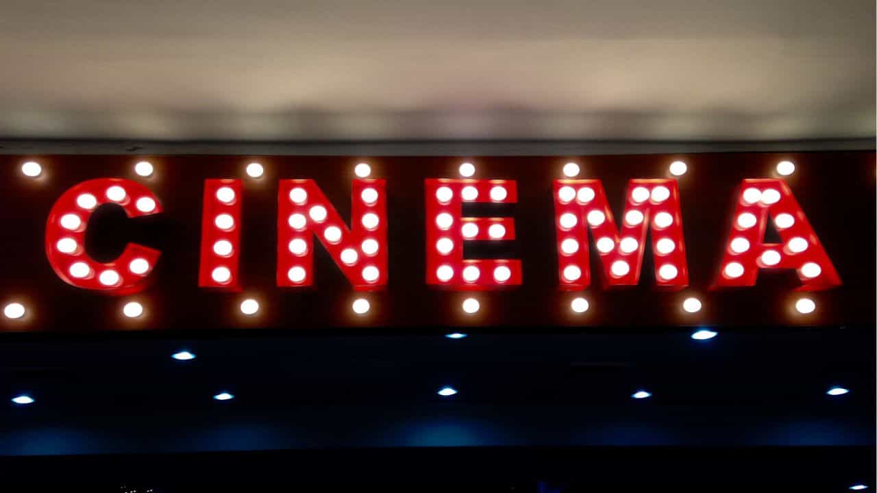 Film Industry: ২২,৪০০ কোটি টাকার ধাক্কা ফিল্ম ইন্ডাস্ট্রিতে, উদ্বেগজনক রিপোর্ট প্রকাশ্য়ে Film Industry: ২২,৪০০ কোটি টাকার ধাক্কা ফিল্ম ইন্ডাস্ট্রিতে, উদ্বেগজনক রিপোর্ট প্রকাশ্য়ে
