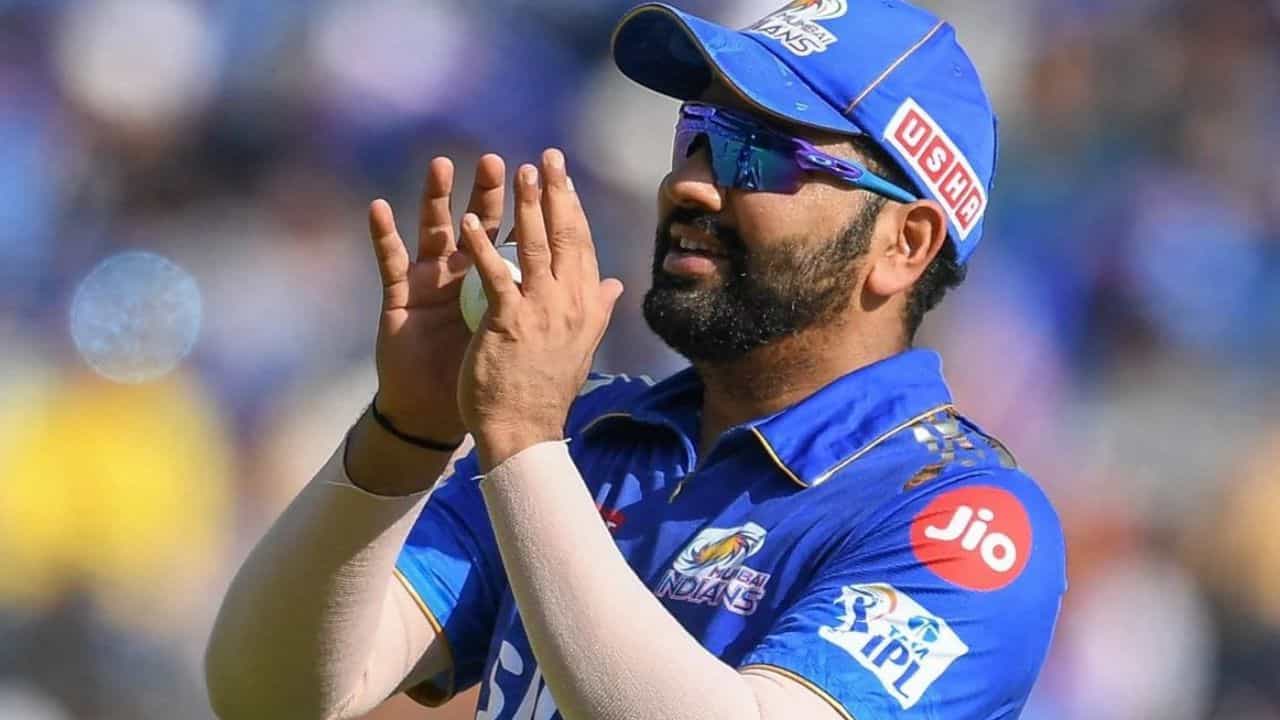MI Retention List for IPL 2025: সূর্য-হার্দিকের সঙ্গে বুমরাও, রোহিত জমানা বজায় থাকল MI-তে MI Retention List for IPL 2025: সূর্য-হার্দিকের সঙ্গে বুমরাও, রোহিত জমানা বজায় থাকল MI-তে