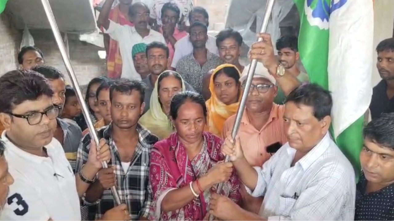 Murshidabad: 'ভুল করে চলে গিয়েছিলাম...', তৃণমূলে যোগদানের ৭২ ঘণ্টার মধ্যে ফের ৩জন ফিরলেন কংগ্রেসে