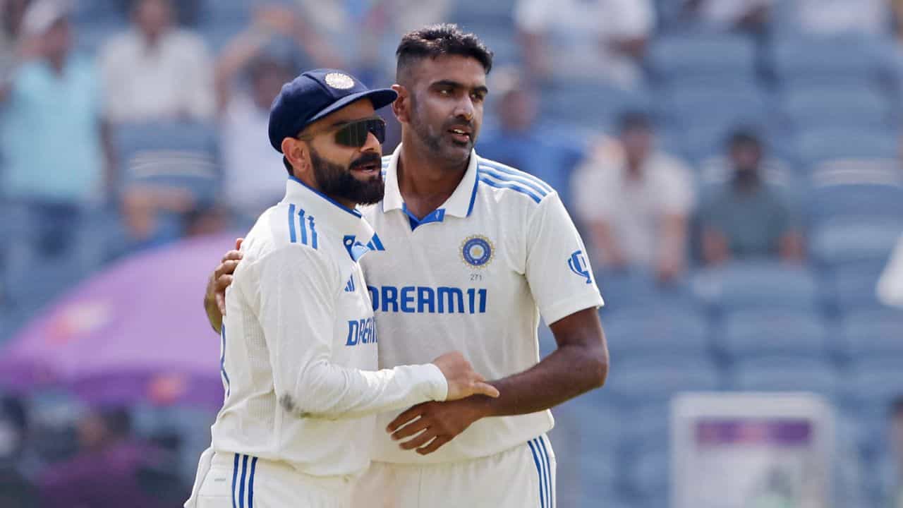 IND VS NZ: বর্ডার-গাভাসকর ট্রফির আগেই অজি তারকাকে ছাপিয়ে গেলেন অশ্বিন IND VS NZ: বর্ডার-গাভাসকর ট্রফির আগেই অজি তারকাকে ছাপিয়ে গেলেন অশ্বিন