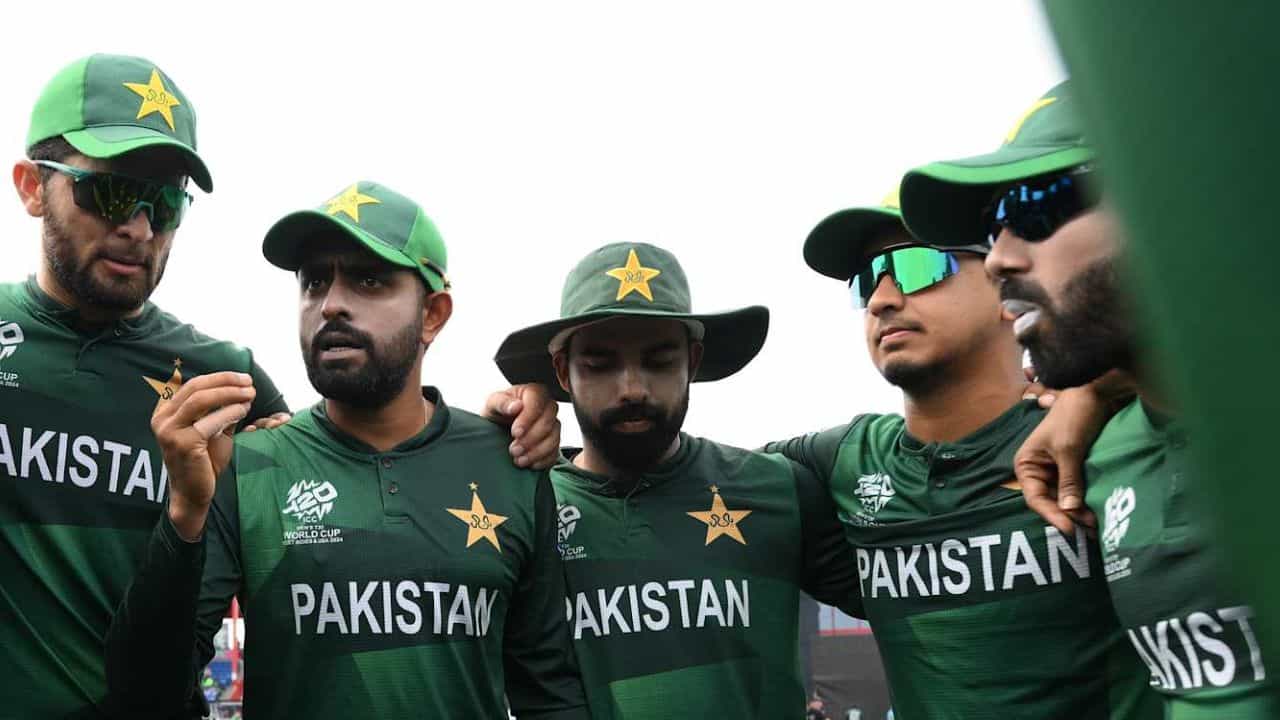 Babar Azam: আরও একবার 'সঠিক' সময়ে নেতৃত্ব ছাড়লেন বাবর আজম! Babar Azam: আরও একবার 'সঠিক' সময়ে নেতৃত্ব ছাড়লেন বাবর আজম!