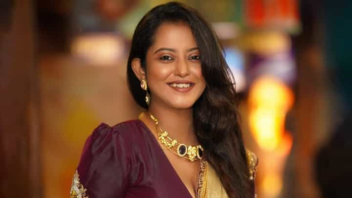 Shruti Das on RG Kar: 'কিঞ্জলদাদের ভাইফোঁটা দিতে চাই', বিশেষ আর্জি শ্রুতির Shruti Das on RG Kar: 'কিঞ্জলদাদের ভাইফোঁটা দিতে চাই', বিশেষ আর্জি শ্রুতির