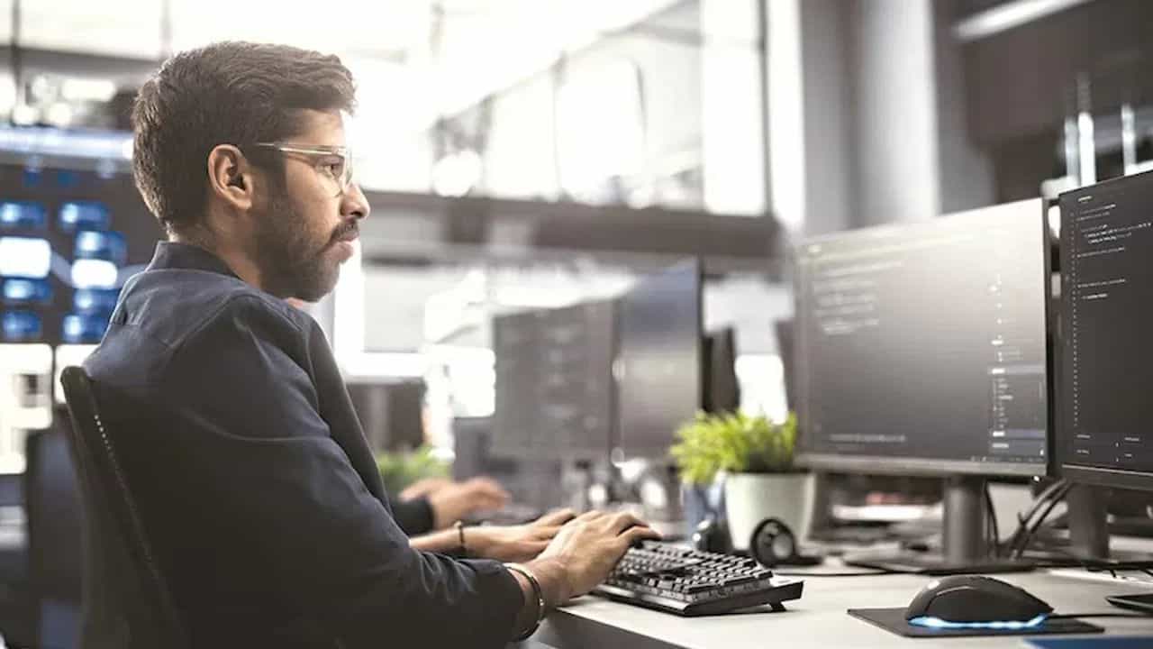 Exports of software services: সফটওয়্যার পরিষেবা রফতানিতে বড় লাফ ভারতের Exports of software services: সফটওয়্যার পরিষেবা রফতানিতে বড় লাফ ভারতের