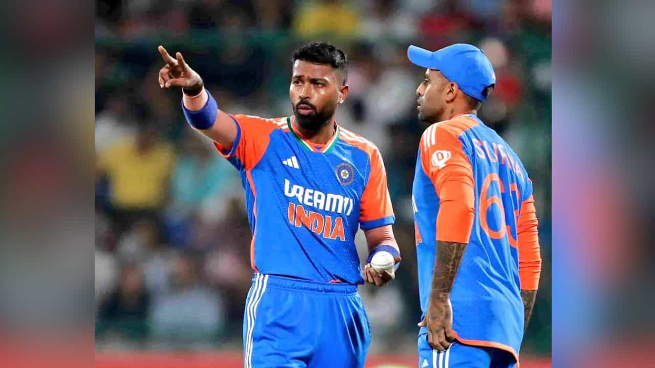 Hardik Pandya: মাঝে মাঝে হার্দিক... ক্যাপ্টেন স্কাইয়ের মুখে গোপন কথা ফাঁস Hardik Pandya: মাঝে মাঝে হার্দিক... ক্যাপ্টেন স্কাইয়ের মুখে গোপন কথা ফাঁস