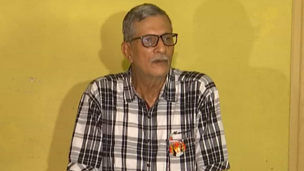 Tanmoy Bhattacharya: ''এই ভদ্রমহিলাকেও তুই করেই বলি, এবার থেকে আপনি বলব...', সাবধানী তন্ময় Tanmoy Bhattacharya: ''এই ভদ্রমহিলাকেও তুই করেই বলি, এবার থেকে আপনি বলব...', সাবধানী তন্ময়