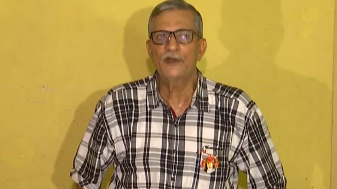 Tanmoy Bhattacharya News: '৪০ কেজি ওজনের ভদ্রমহিলার উপর ৮৩ কেজি ওজনের পুরুষ বসলে তিনি ফিট থাকেন?' Tanmoy Bhattacharya News: '৪০ কেজি ওজনের ভদ্রমহিলার উপর ৮৩ কেজি ওজনের পুরুষ বসলে তিনি ফিট থাকেন?'