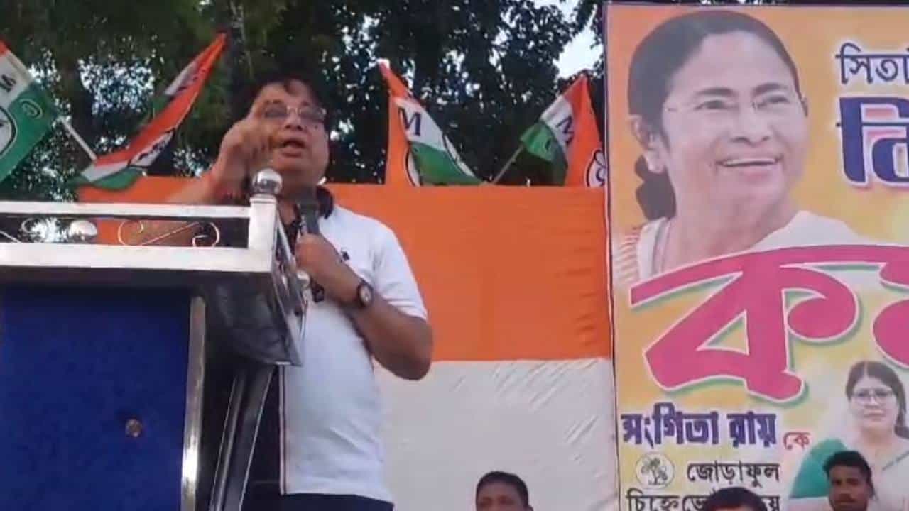 Udayan Guha: ‘এটা বেইমানি’! হঠাৎ কার উপর রেগে লাল উদয়ন? Udayan Guha: ‘এটা বেইমানি’! হঠাৎ কার উপর রেগে লাল উদয়ন?