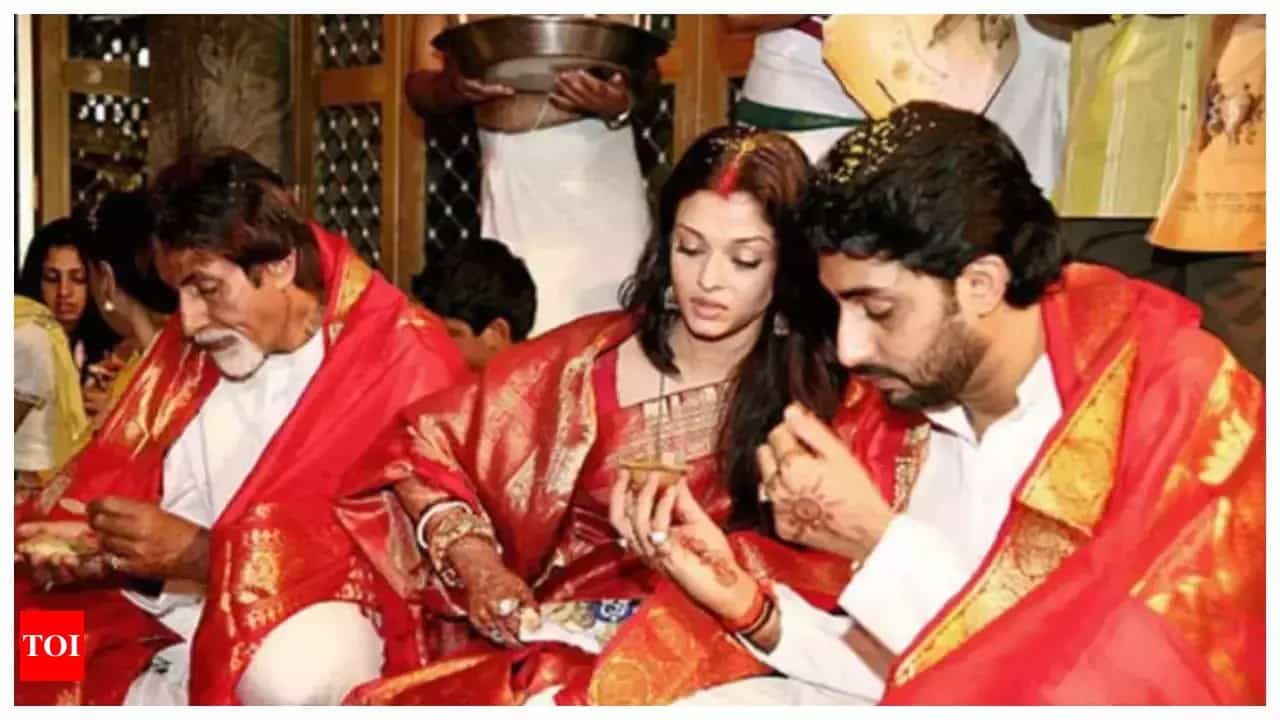 ঐশ্বর্য রাই বচ্চন। বলিউডের অন্যতম সেরা অভিনেত্রী। কেরিয়ারের শুরু থেকেই একের পর এক হিট ছবি উপহার দিয়েছেন তিনি দর্শকদের। ব্যক্তিজীবনে নানা ওঠাপড়ার কারণে একাধিকবার খবরের শিরোনামে জায়গা করে নিতে দেখা গিয়েছে তাঁকে।