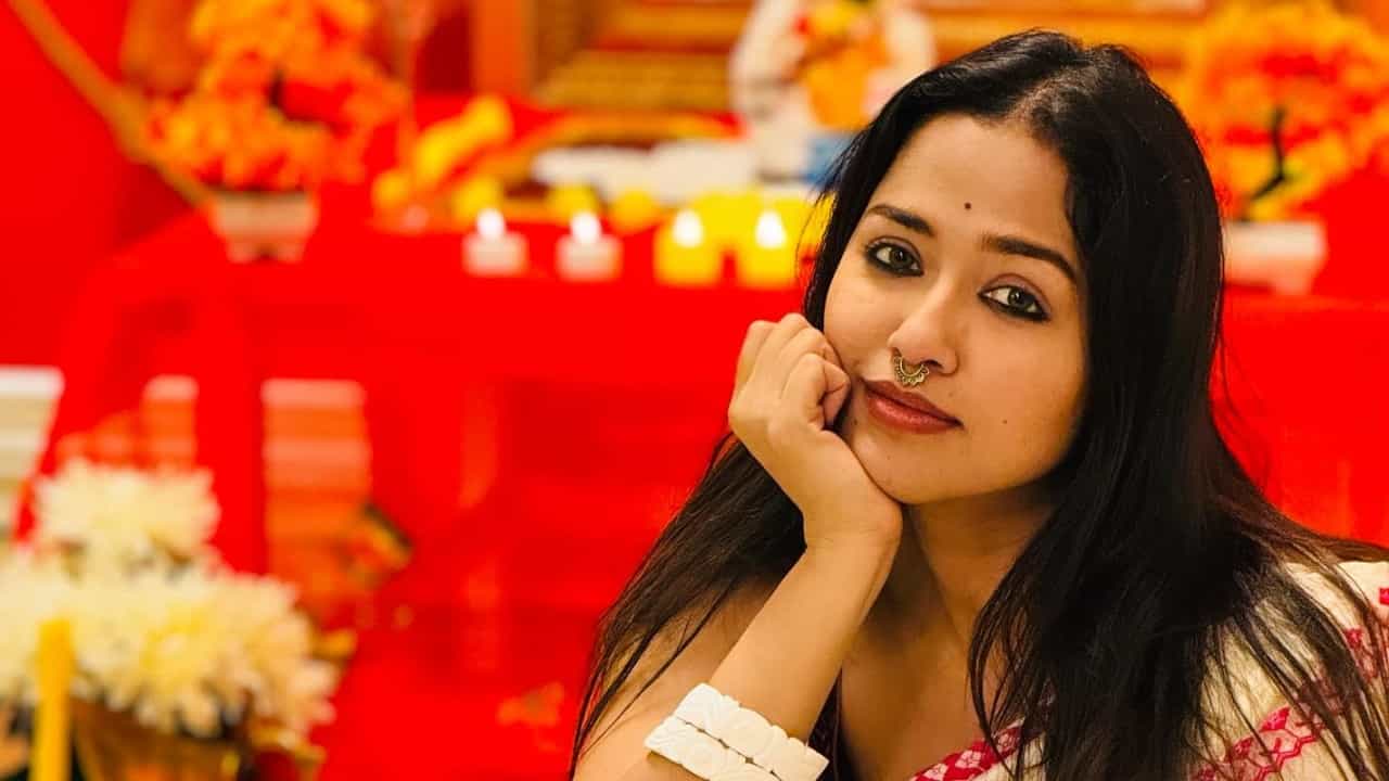 'বহু মানুষ আমায়...' জন্মদিনে ভগবানের কাছে কী প্রার্থনা করলেন সোহিনী? 'বহু মানুষ আমায়...' জন্মদিনে ভগবানের কাছে কী প্রার্থনা করলেন সোহিনী?
