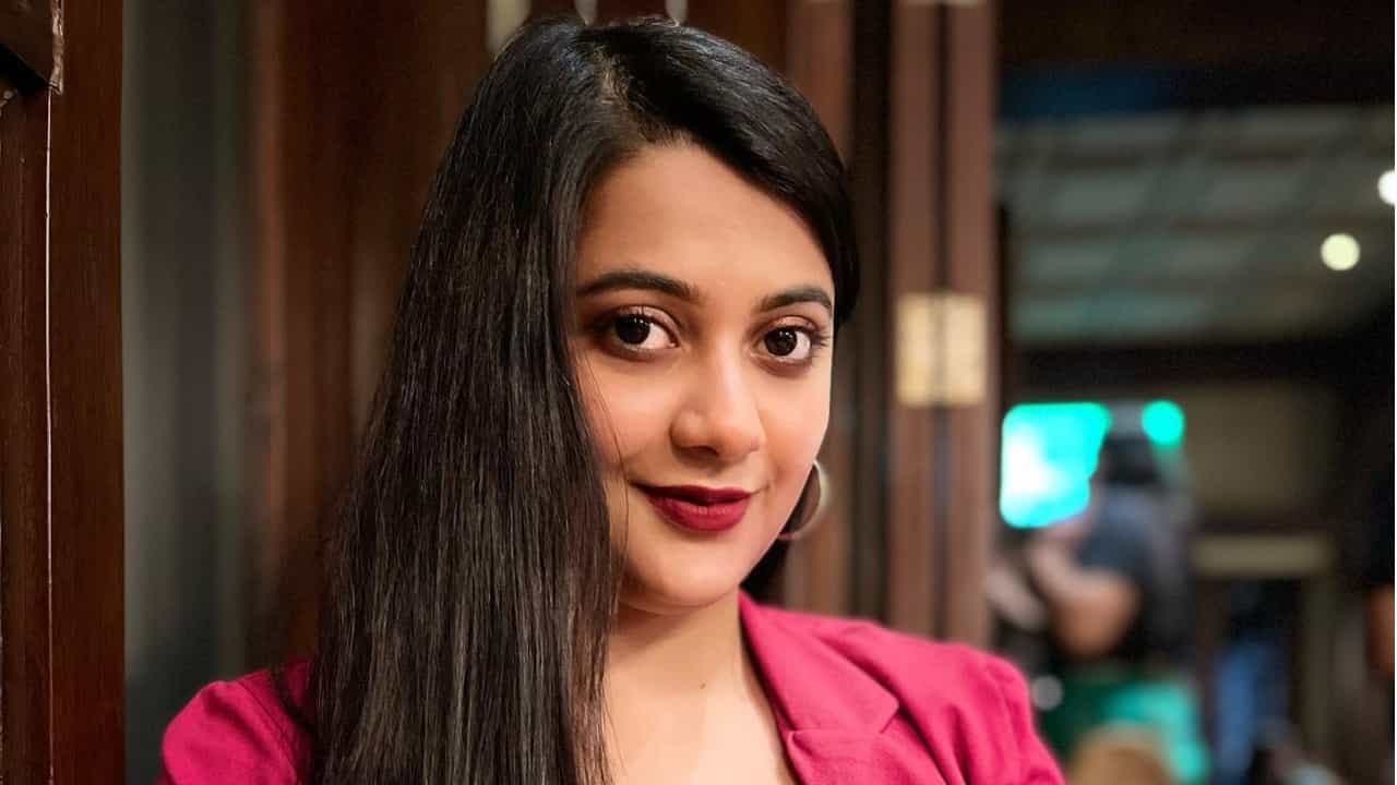 মোটা হওয়ার জন্য বার বার রিজেকশন! অবশেষে শিকে ছিঁড়ল অনামিকার? মোটা হওয়ার জন্য বার বার রিজেকশন! অবশেষে শিকে ছিঁড়ল অনামিকার?