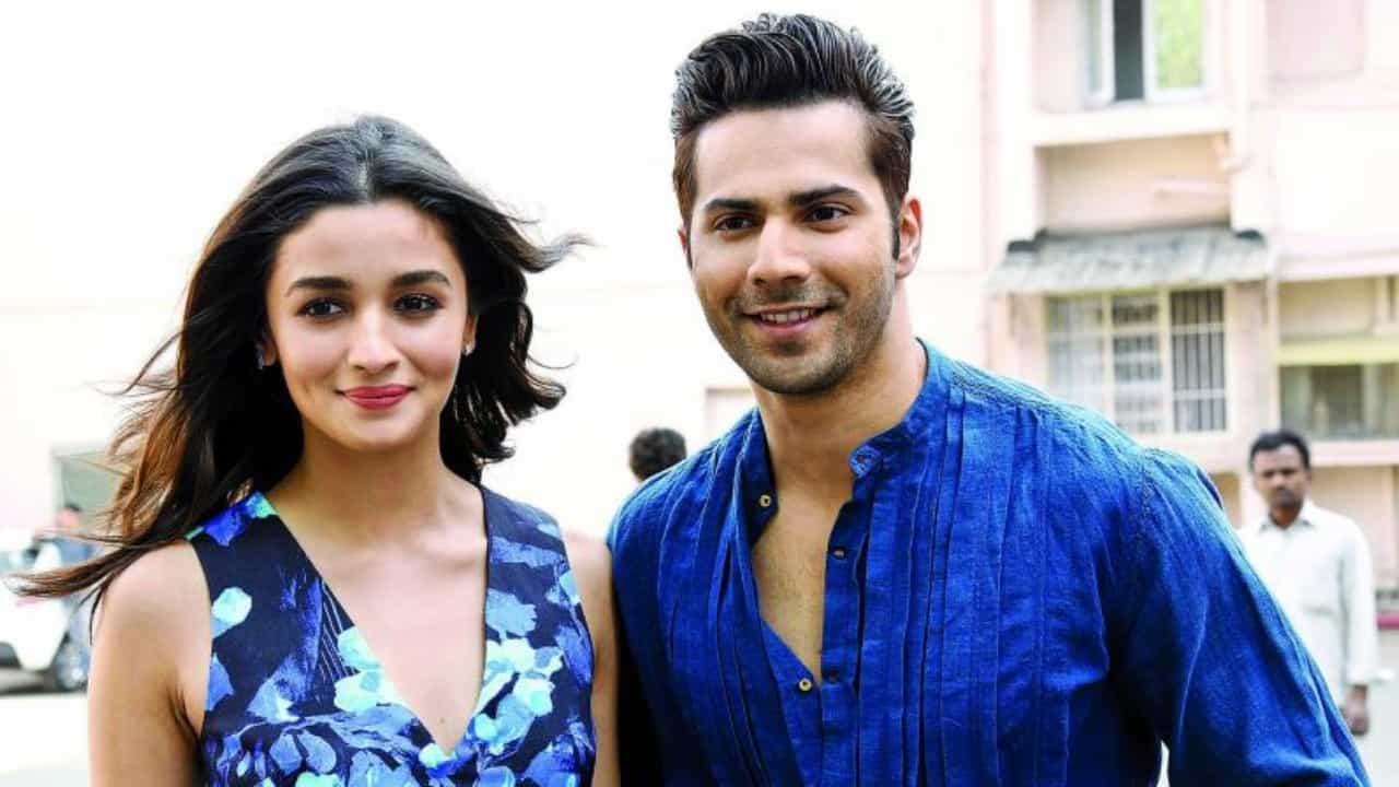 মদ্যপ অবস্থায় আলিয়ার সঙ্গে শুটিং বরুণের! তার পর কী হয়েছিল? মদ্যপ অবস্থায় আলিয়ার সঙ্গে শুটিং বরুণের! তার পর কী হয়েছিল?