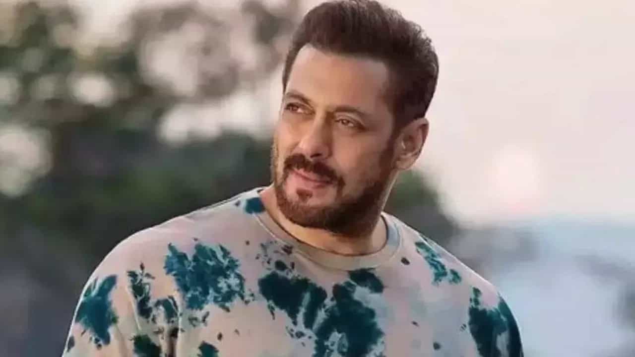 'ভুল হয়তো আমারই...', ৫৭ বছর বয়সে এসে প্রেম নিয়ে আপেক্ষ সলমনের 'ভুল হয়তো আমারই...', ৫৭ বছর বয়সে এসে প্রেম নিয়ে আপেক্ষ সলমনের