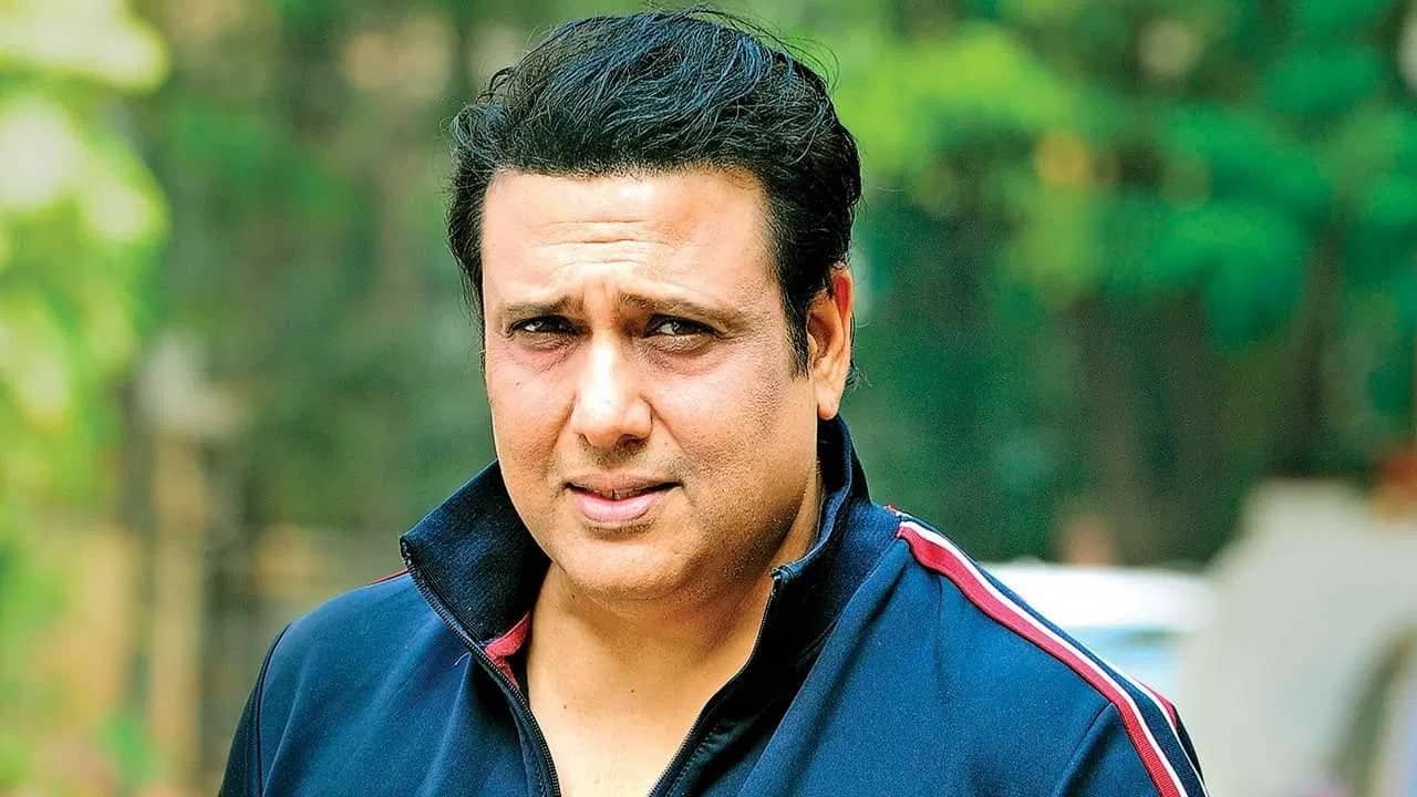 বন্ধ দরজা, টাকার পাহাড় নিয়ে বসে গোবিন্দা হঠাৎই স্থির করে ফেলেন...