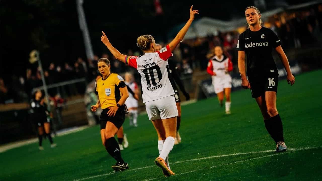 Women's Bundesliga: ফ্রেইবুর্গকে আধডজন গোল দিয়ে পয়েন্ট টেবলে বায়ার্নকে ছাপিয়ে শীর্ষে ফ্র্যাঙ্কফার্ট