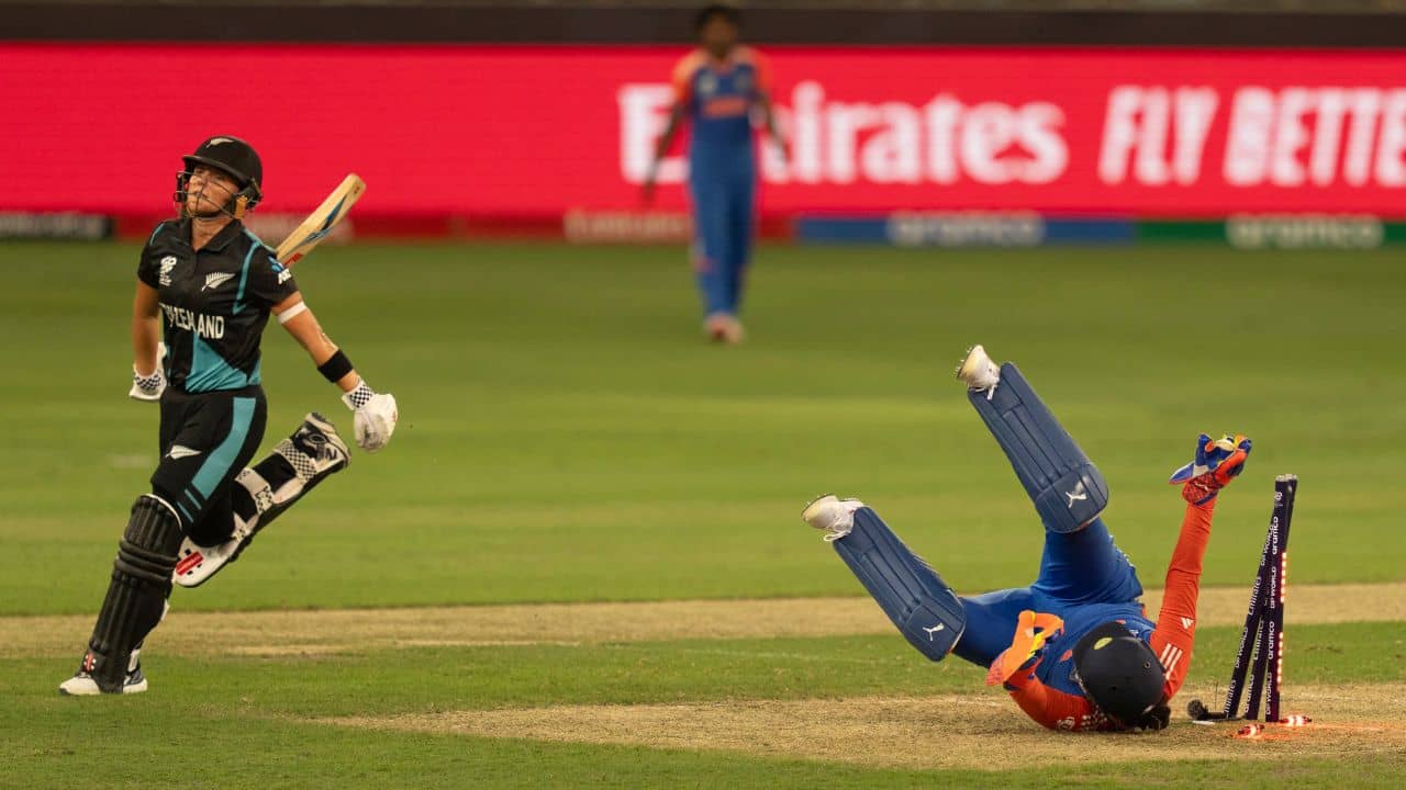 INDW vs NZW: ডেডবল, ভুল সিদ্ধান্তের শিকার; বিশ্বকাপে ভারতের ম্যাচে আম্পায়ারিং বিতর্ক