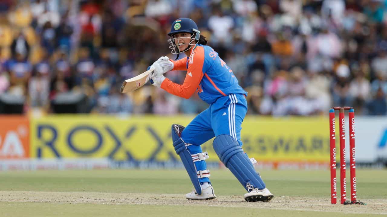 Smriti Mandhana: নিজে ফর্মে নেই, রান রেটও ভালো নয় দলের; কী বলছেন স্মৃতি? Smriti Mandhana: নিজে ফর্মে নেই, রান রেটও ভালো নয় দলের; কী বলছেন স্মৃতি?