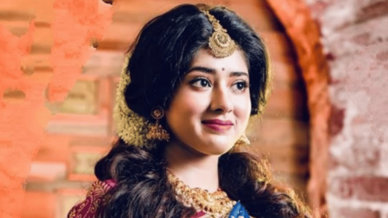 ফুটবলার প্রেমিকের সঙ্গে কীভাবে দুর্গাপুজো কাটাবেন দিতিপ্রিয়া? ফাঁস করলেন অভিনেত্রী ফুটবলার প্রেমিকের সঙ্গে কীভাবে দুর্গাপুজো কাটাবেন দিতিপ্রিয়া? ফাঁস করলেন অভিনেত্রী