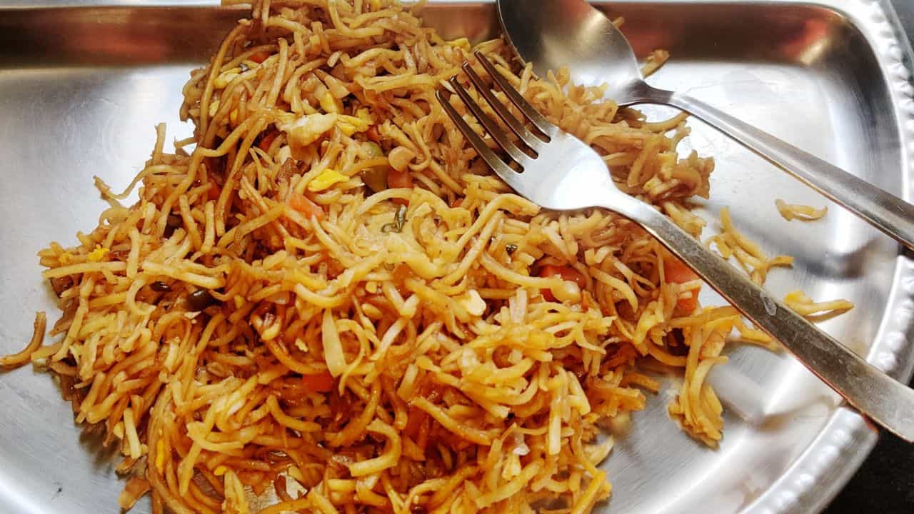 Durga Puja Food: ম্যাগি দিয়ে বিরিয়ানি! ভাইরাল এই পদেই জমে উঠুক এবারের পুজো Durga Puja Food: ম্যাগি দিয়ে বিরিয়ানি! ভাইরাল এই পদেই জমে উঠুক এবারের পুজো