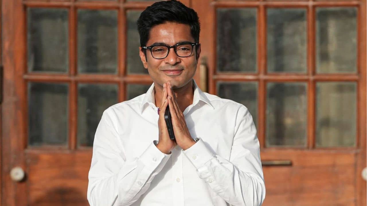 Abhishek Banerjee: নিঃশব্দে বিপ্লব করি, কেন হঠাৎ অভিষেকের মুখে এমন কথা?