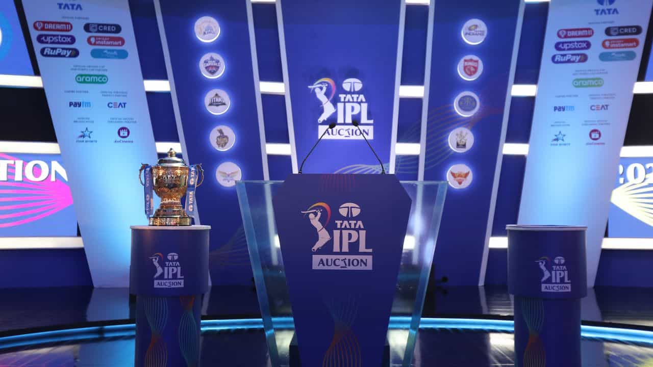 IPL 2025 Auction: নিলাম টেবলে ধুন্ধুমারের অপেক্ষা, জানেন কোন টিমের পার্সে রয়েছে কত কোটি টাকা? IPL 2025 Auction: নিলাম টেবলে ধুন্ধুমারের অপেক্ষা, জানেন কোন টিমের পার্সে রয়েছে কত কোটি টাকা?