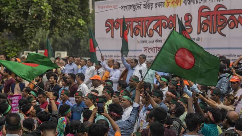 Bangladesh: সংঘর্ষের মধ্যে কী করে মৃত্যু হল আইনজীবীর? উচ্চ পর্যায়ের তদন্তের নির্দেশ ইউনুস সরকারের