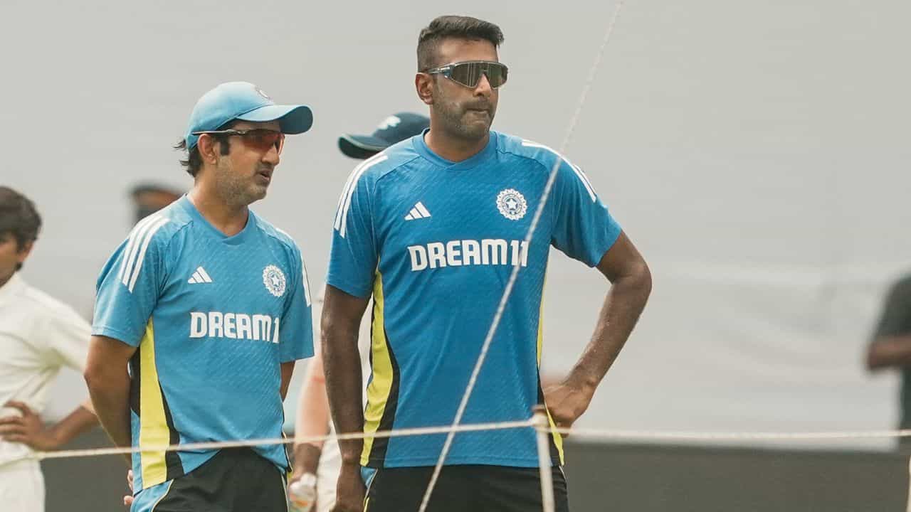 IND vs AUS: 'অশ্বিন দুর্দান্ত, কিন্তু...,' রবিকে না খেলানোর কারণ প্রকাশ্যে! IND vs AUS: 'অশ্বিন দুর্দান্ত, কিন্তু...,' রবিকে না খেলানোর কারণ প্রকাশ্যে!