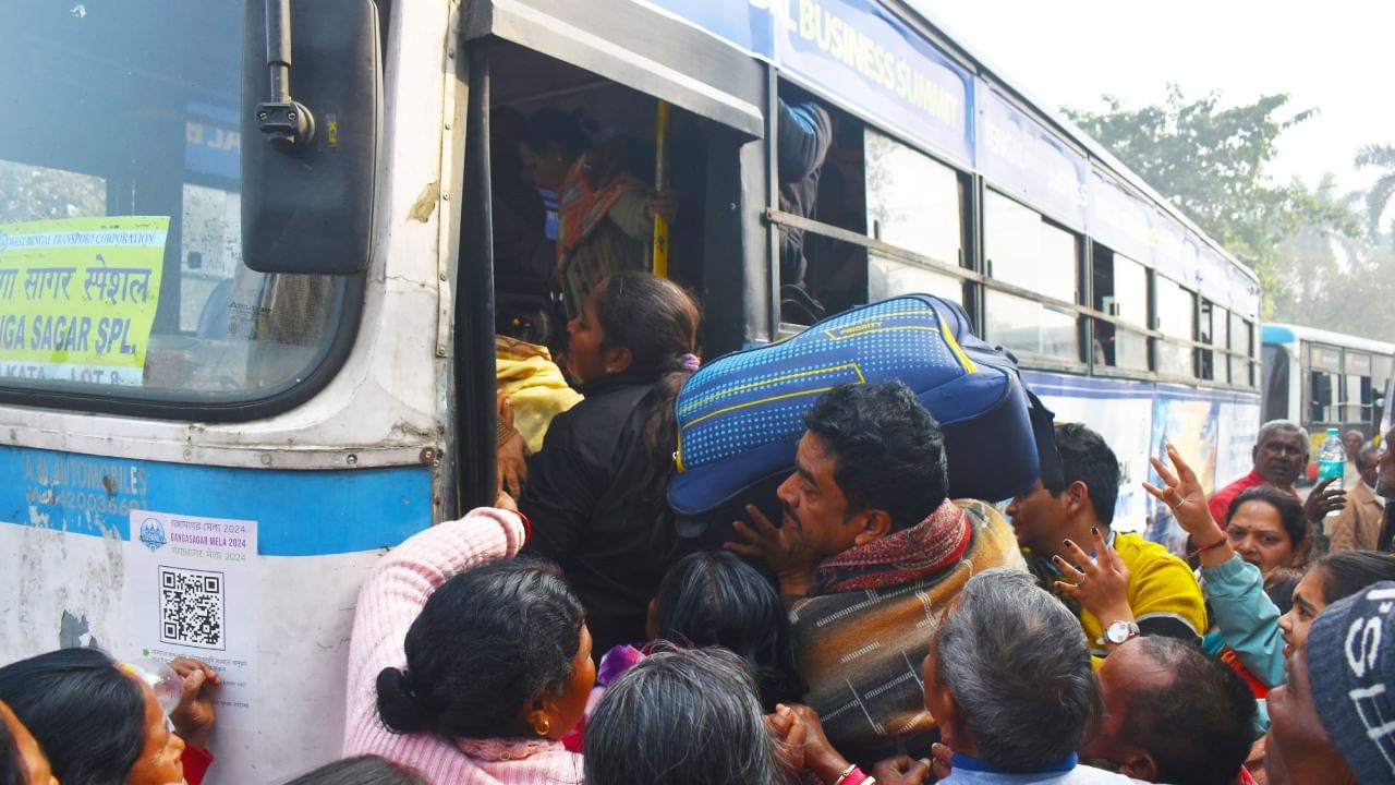 Government Bus: বাংলার মানচিত্র থেকে উধাও ১০০-র বেশি রুট! এবার জাদুঘরে পাওয়া যাবে সরকারি বাস?