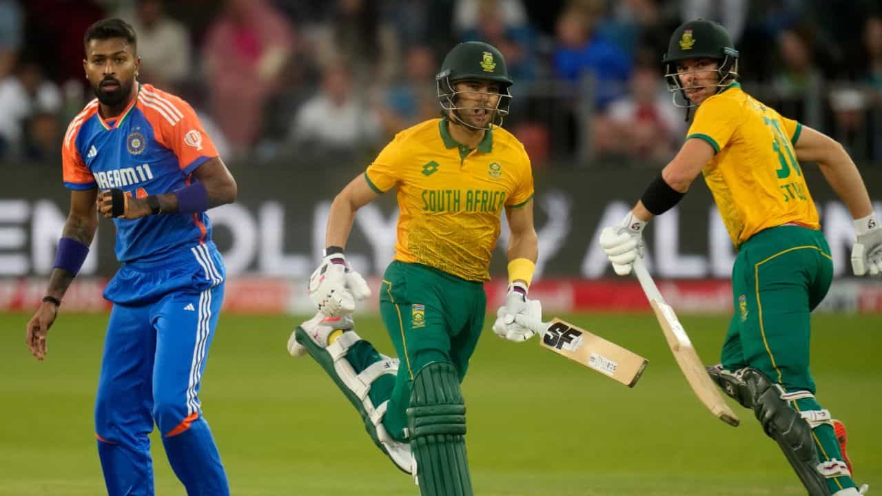 IND vs SA 2nd T20 Cricket Highlights: বেরহায় বরুণের বাণ জলে; ভুল পরিকল্পনাতেই কি 'সূর্য' ডুবল? IND vs SA 2nd T20 Cricket Highlights: বেরহায় বরুণের বাণ জলে; ভুল পরিকল্পনাতেই কি 'সূর্য' ডুবল?