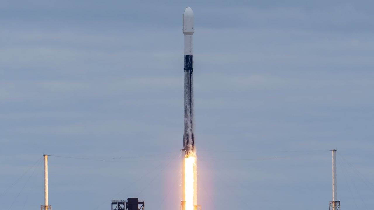 ISRO satellite launch: প্রথমবার মাস্কের রকেটে চেপে মহাকাশে ভারতের জিস্যাট ২০, কী সুবিধা পাবেন বিমানযাত্রীরা?