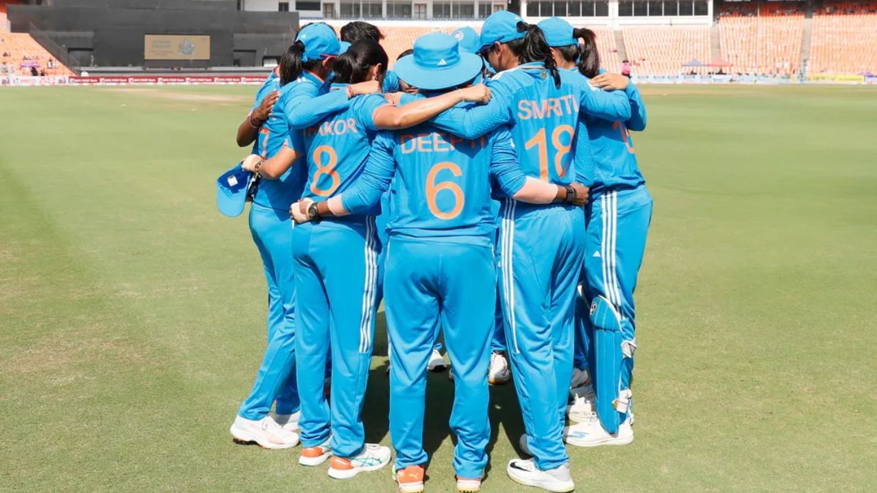 Women's Cricket, IND vs AUS: অজি সফরে বাদ তারকা ওপেনার, ফিরলেন রিচা; স্কোয়াডে বাংলার পেসার