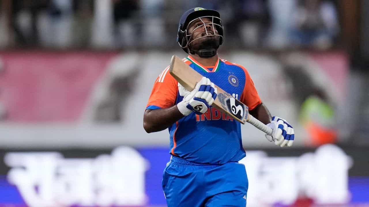India vs South Africa T20 2024: এ কী হল! জোড়া সেঞ্চুরির পর ডাবল ডাক... India vs South Africa T20 2024: এ কী হল! জোড়া সেঞ্চুরির পর ডাবল ডাক...