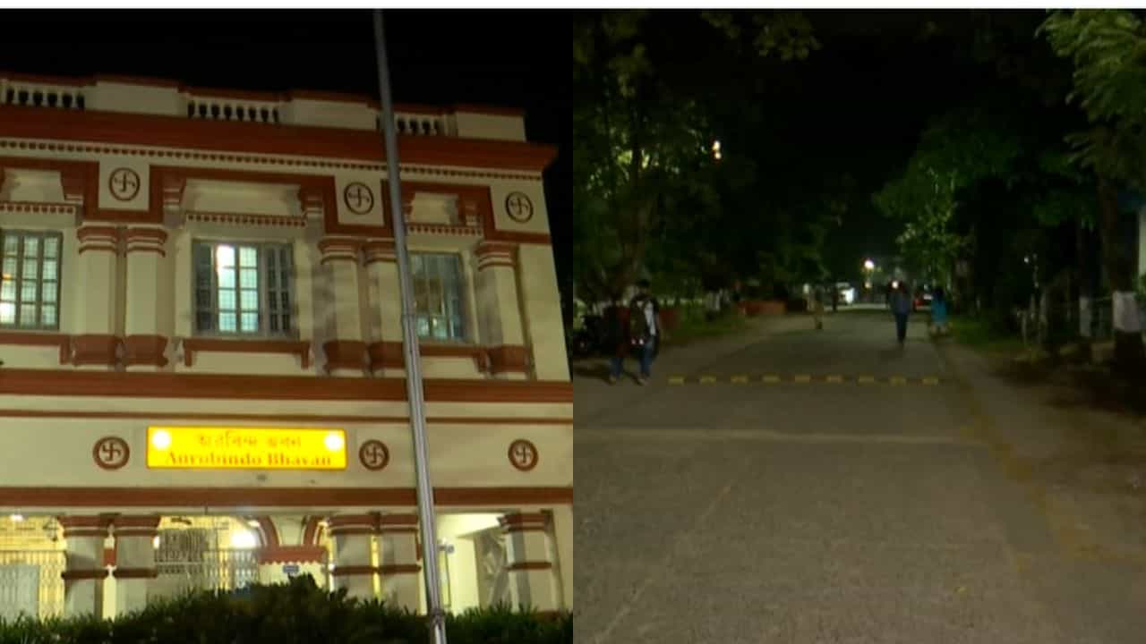 Jadavpur University: '৭০ কিমি বেগে ধেয়ে এল মোটরবাইক', গাড়ি থামিয়ে মার, রাতের অন্ধকারে কী হচ্ছে যাদবপুর বিশ্ববিদ্যালয়ে? Jadavpur University: '৭০ কিমি বেগে ধেয়ে এল মোটরবাইক', গাড়ি থামিয়ে মার, রাতের অন্ধকারে কী হচ্ছে যাদবপুর বিশ্ববিদ্যালয়ে?