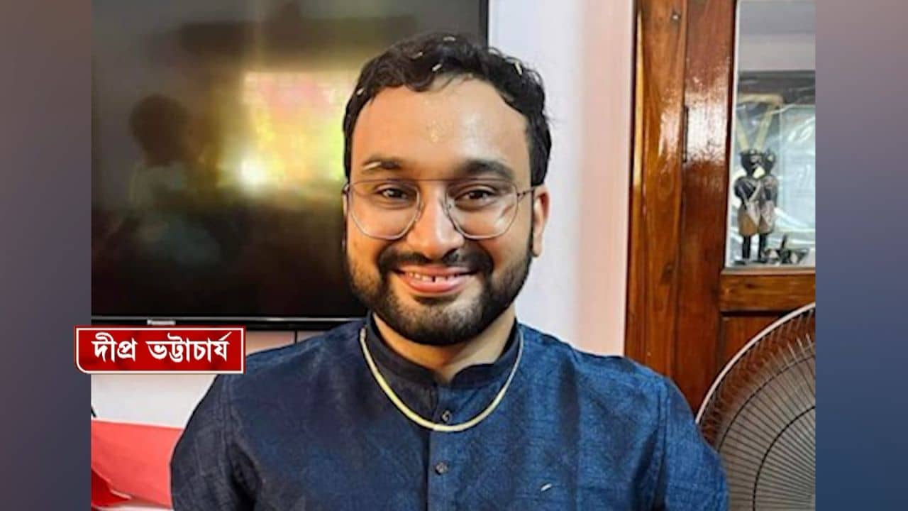 Doctors Death: চিকিৎসকদের গ্রুপে ১২.১৩ মিনিটে শেষ মেসেজ, উল্লেখ আর জি কর প্রসঙ্গে বড় কথা, তারপরই ঝাড়গ্রামের হোটেলে উদ্ধার চিকিৎসকের নিথর দেহ